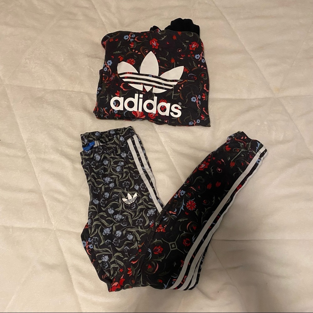 Women’s Adidas Two Piece Tracksuit Set